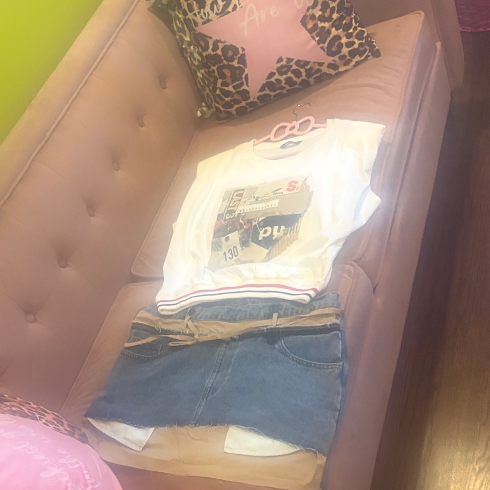 Micah 2piece set mini skirt and top size med super cute with tall boots